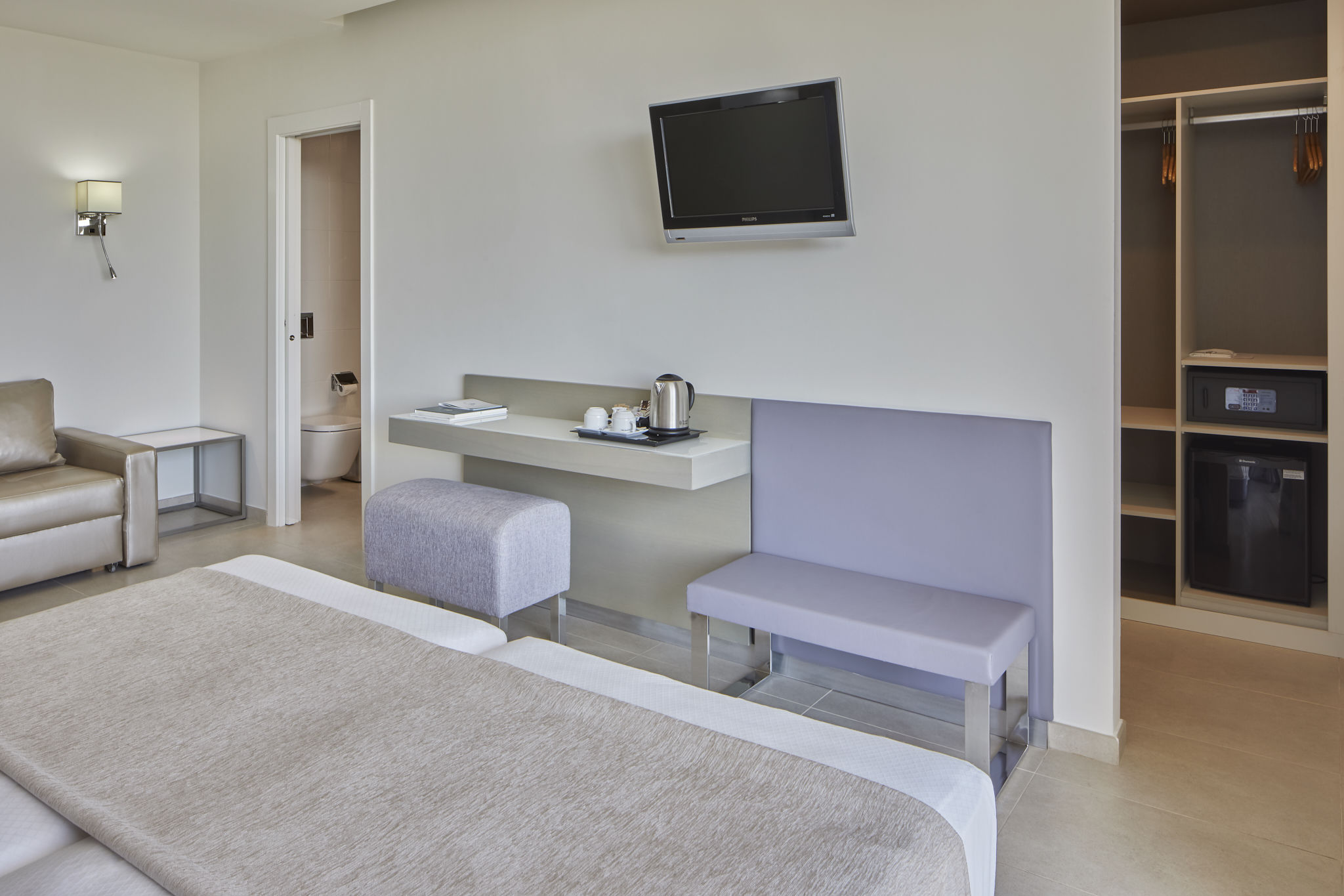 Habitación doble Vista Parcial Mar Superior del hotel Torre Del Mar. Foto 1