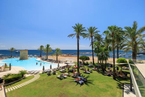 Habitación Triple con vistas al mar del hotel Torre Del Mar