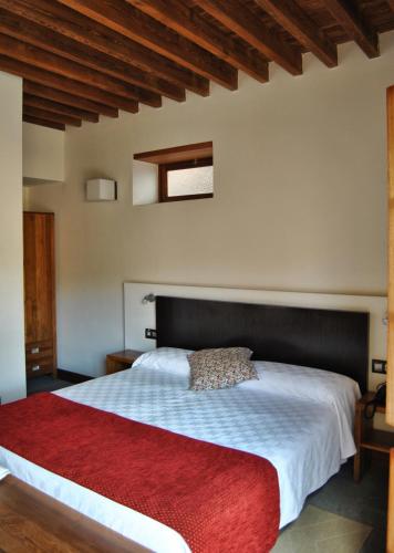 Double or Twin Room del hotel Rural El Mondalón. Foto 9