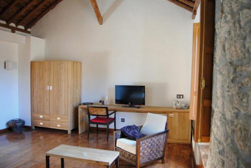 Superior Double or Twin Room del hotel Rural El Mondalón. Foto 2