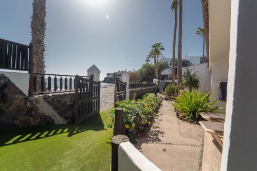 Bungalow frente a la playa del hotel Side Shore. Foto 26