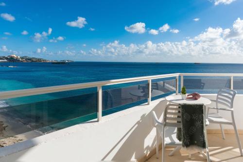 Habitación Doble Superior con vistas al mar - 2 camas del hotel Vibra Algarb. Foto 5