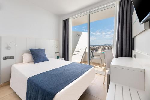 Habitación Individual con vistas laterales al mar del hotel Vibra Algarb. Foto 4