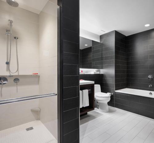 Suite King con vista a Times Square del hotel Hyatt Centric Times Square New York. Foto 2