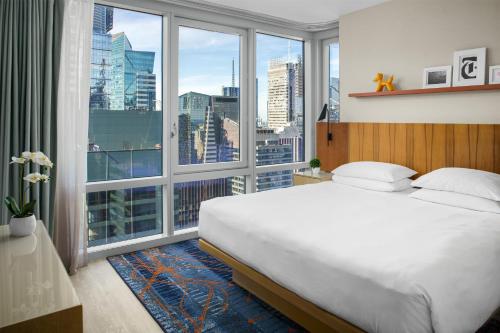 Suite King con vista a Times Square del hotel Hyatt Centric Times Square New York. Foto 5
