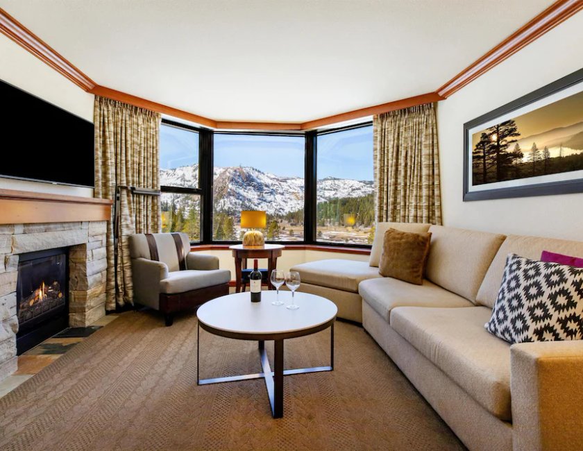 Suite, 2 habitaciones, chimenea del hotel Everline Resort and Spa, A Destination By Hyatt. Foto 4