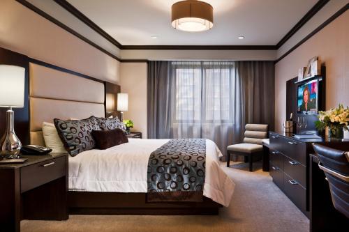 Suite Deluxe King del hotel The Pearl New York. Foto 1