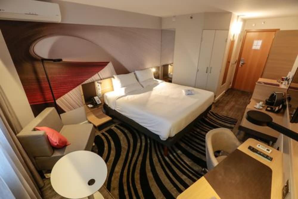 Apartamento Ejecutivo con cama Queen del hotel Novotel São Paulo Morumbi. Foto 1
