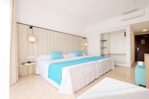 Habitación Doble del hotel Azuline Bergantín. Foto 1