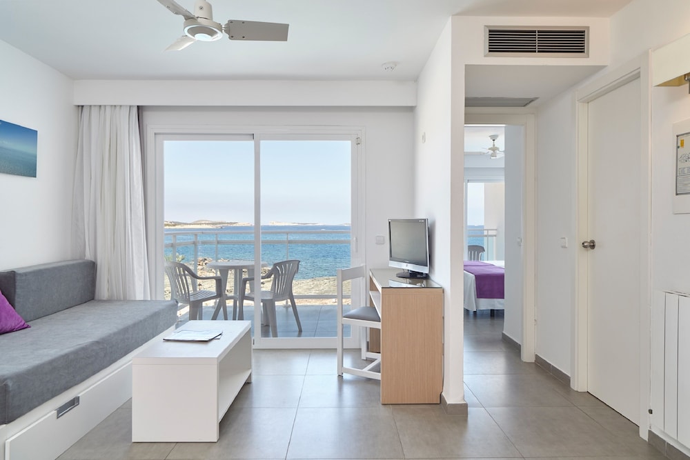Apartamento Vista Mar Balcón o Terraza Superior 1 habitación Sofá Cama incluido 2 Camas individuales kitchenette Normal del hotel Nereida