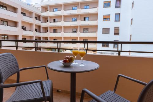 Suite Junior del hotel Invisa La Cala. Foto 1