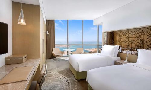 Habitación Club doble con 2 camas - Nivel 45 del hotel Conrad Abu Dhabi Etihad Towers. Foto 2