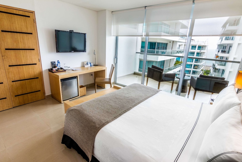 Habitación estándar doble, 1 cama de matrimonio grande del hotel Sonesta Cartagena. Foto 5