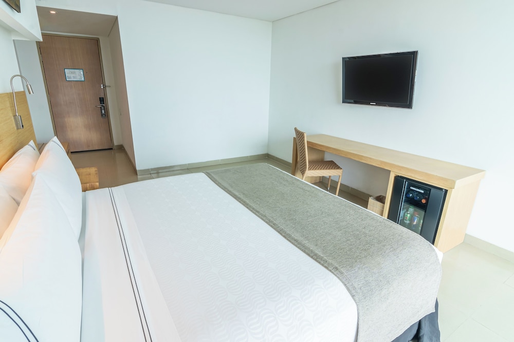 Habitación estándar, 1 cama de matrimonio del hotel Sonesta Cartagena. Foto 3