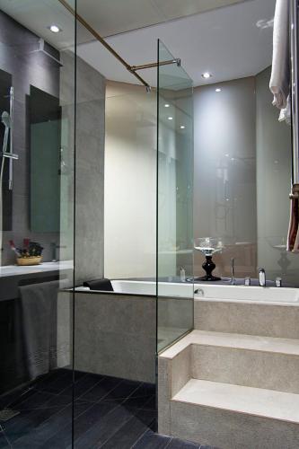Suite del hotel Condestable Iranzo. Foto 5
