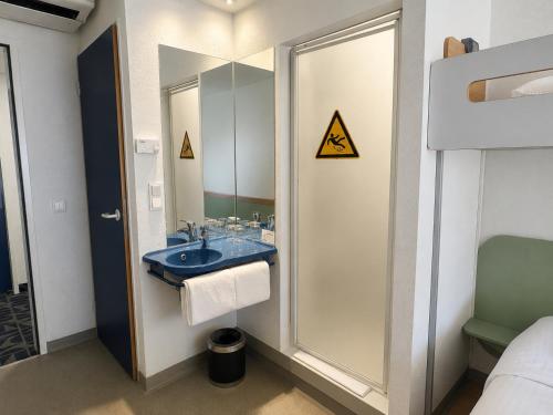 Habitación Doble Estándar - 2 camas del hotel Ibis Budget Wien Sankt Marx