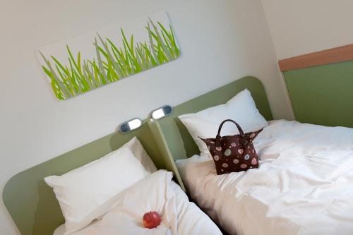 Habitación Doble Estándar - 2 camas del hotel Ibis Budget Wien Sankt Marx. Foto 6
