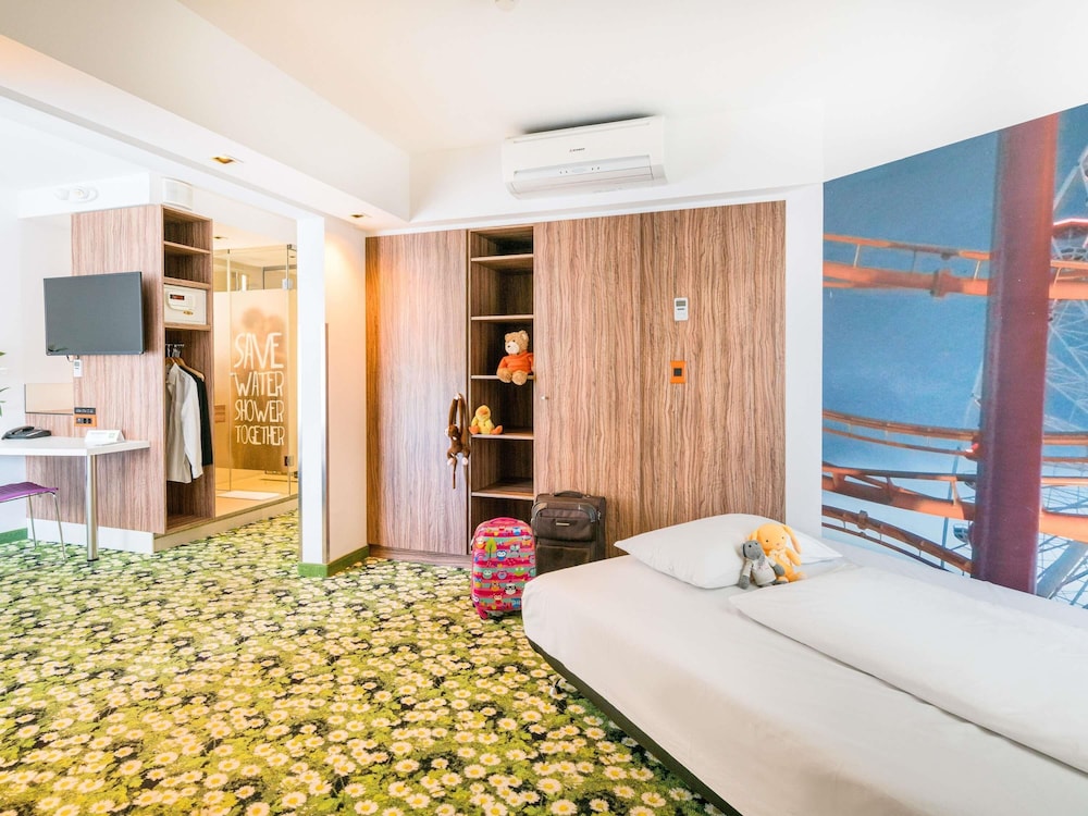Suite Familiar con sofá del hotel Ibis Styles Wien City