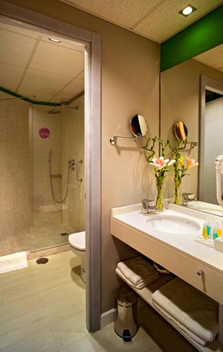 Habitación Doble del hotel Europa. Foto 20