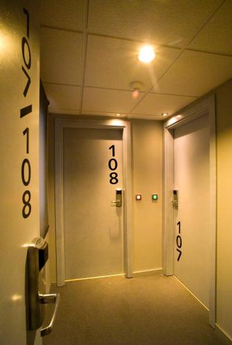 Habitación Doble adaptada para personas con discapacidad - 2 camas del hotel Europa. Foto 1