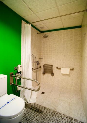 Habitación Doble adaptada para personas con discapacidad - 2 camas del hotel Europa. Foto 3