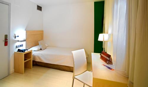 Habitación Individual Económica del hotel Europa. Foto 5