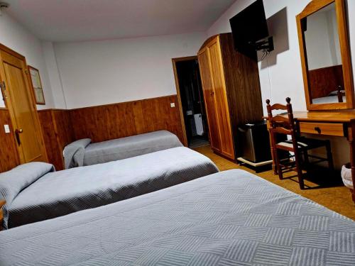 Habitación Cuádruple del hotel Montaña De Cazorla. Foto 1