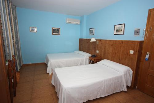 Habitación Doble Económica - 2 camas del hotel Montaña De Cazorla. Foto 1