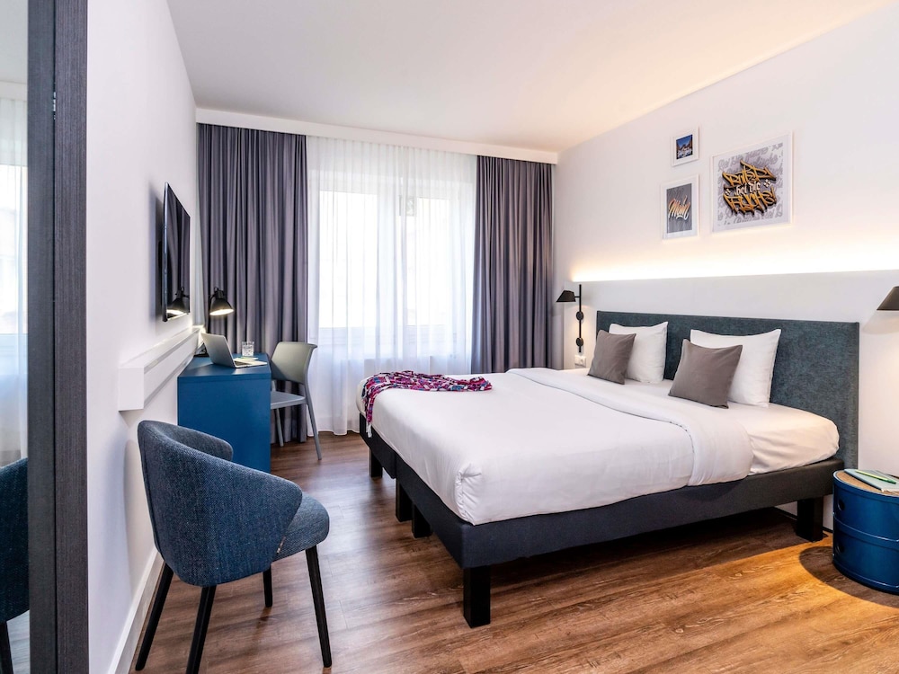 Habitación Estándar con 1 Cama Queen Size del hotel Ibis Styles Hamburg Alster City. Foto 3