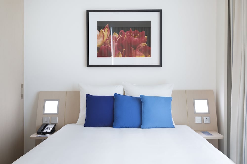 Suite con acceso al Executive Lounge del hotel Novotel Abu Dhabi Al Bustan. Foto 1