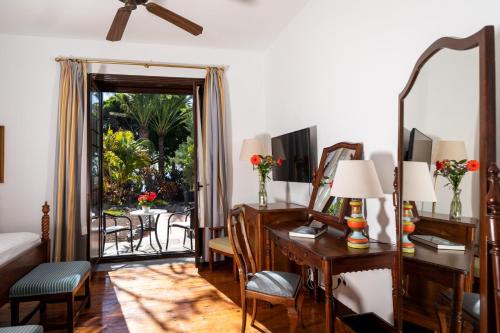Habitación Doble Estándar del hotel Parador De La Gomera. Foto 1
