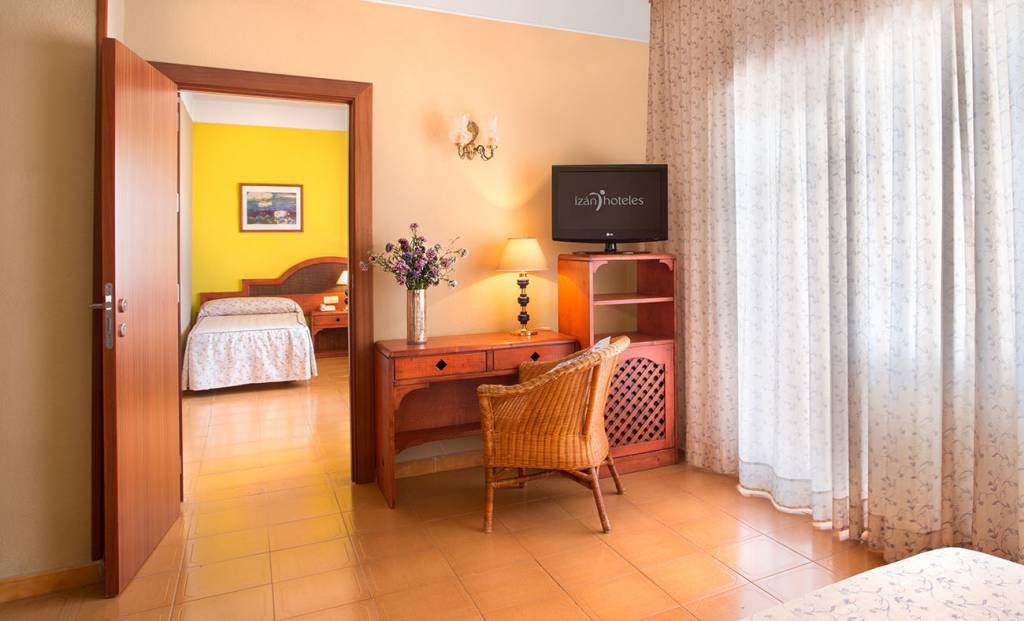 Habitación doble Comunicada del hotel Izán Cavanna