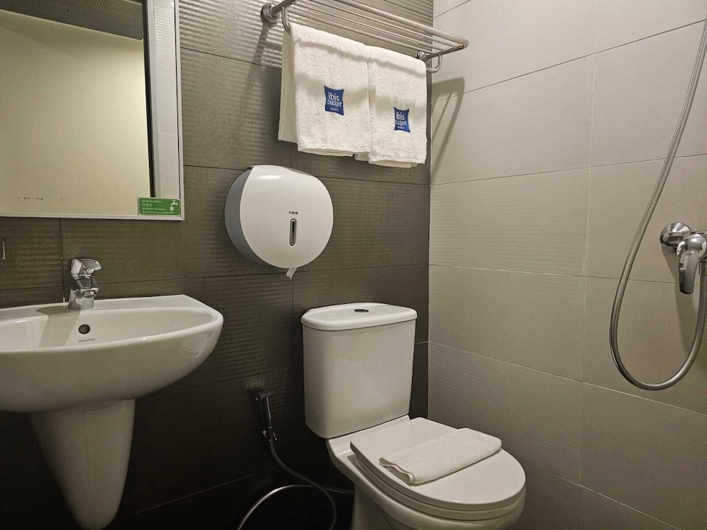 Habitación Superior con 1 cama doble del hotel Ibis Budget Singapore Bugis (sg Clean). Foto 5