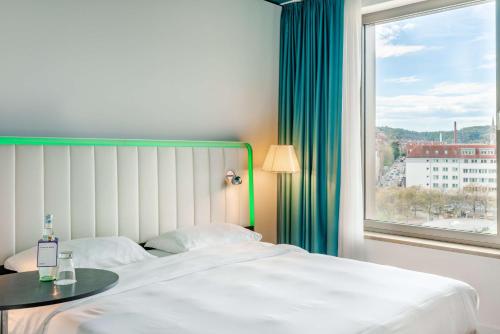 Habitación Superior - Planta superior del hotel Park Inn by Radisson Stuttgart. Foto 3