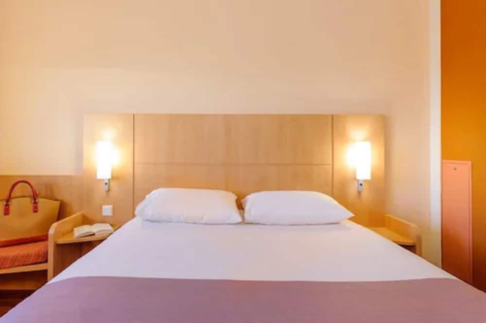 Habitación estándar, 1 cama doble del hotel Ibis Stuttgart Airport Messe. Foto 1