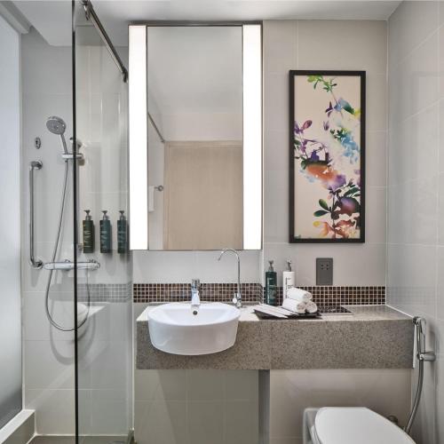 Habitación Doble - 2 camas del hotel Hilton Garden Inn Singapore Serangoon. Foto 4
