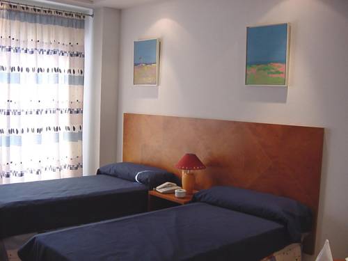 Habitación doble 2 camas del hotel Las Gaviotas. Foto 1