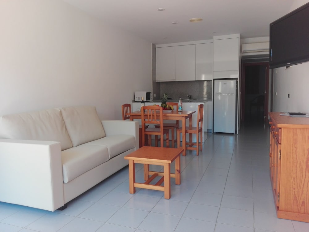 Apartamento 1 dormitorio Balcón o Terraza con salón Sofá Cama incluido 2 camas individuales del hotel Hotel Lodomar Spa and Talasoterapia