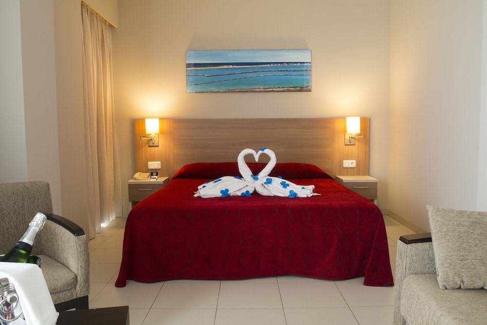 Suite junior del hotel Hotel Lodomar Spa and Talasoterapia
