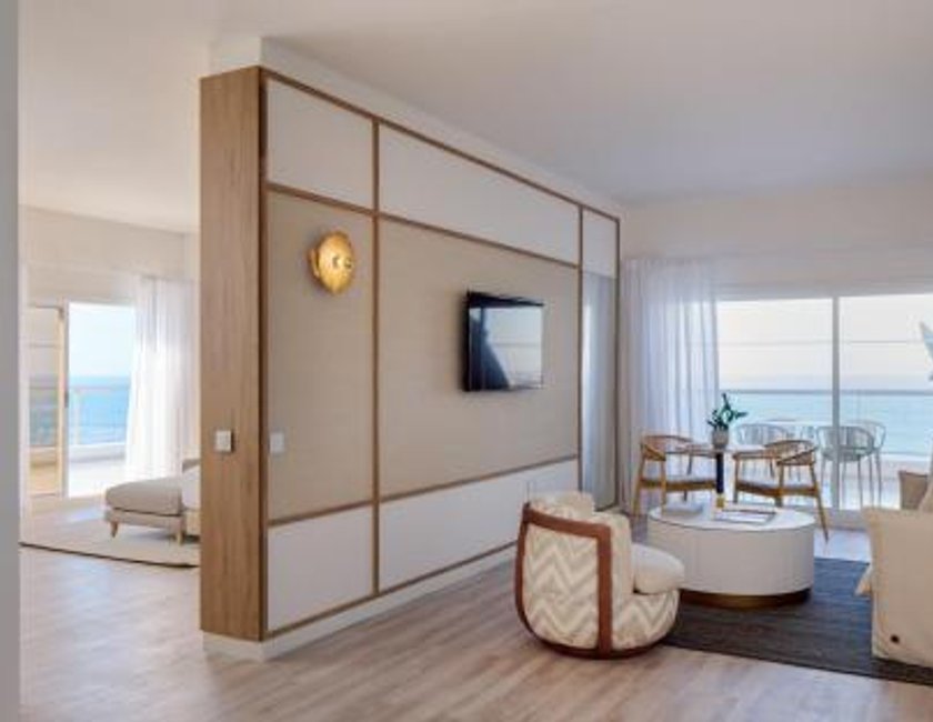 Suite Presidencial con vistas frontales al mar del hotel Meliá La Palma. Foto 4