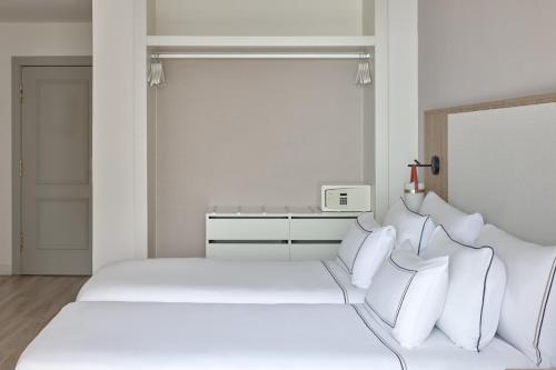 Habitación Melia con vistas frontales al mar del hotel Meliá La Palma. Foto 18