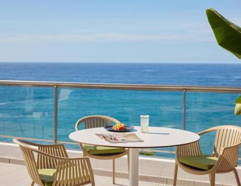 Suite Presidencial con vistas frontales al mar del hotel Meliá La Palma