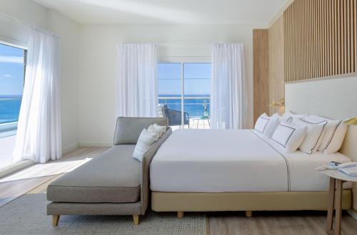 Suite Presidencial con vistas frontales al mar del hotel Meliá La Palma. Foto 37