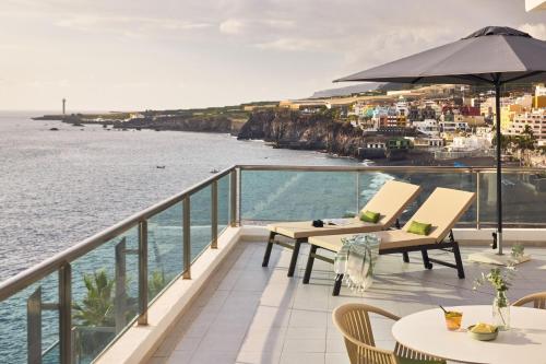 Suite Junior The Level con vistas frontales al mar y terraza acristalada del hotel Meliá La Palma. Foto 5