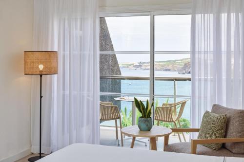 Habitación The Level con vistas frontales al mar del hotel Meliá La Palma. Foto 3