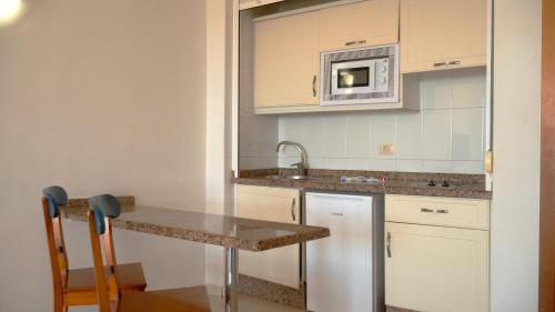 Apartamento Económico de 1 dormitorio del hotel Las Olas. Foto 1