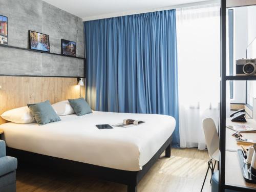 Premium Double Room with Sofa Bed del hotel ibis Lyon Sud Oullins