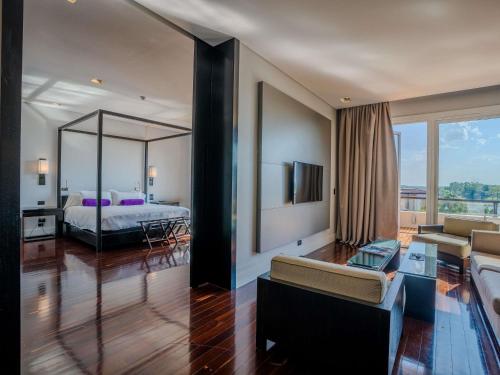 Suite Exécutive con 1 cama kingsize del hotel Sofitel La Reserva Cardales