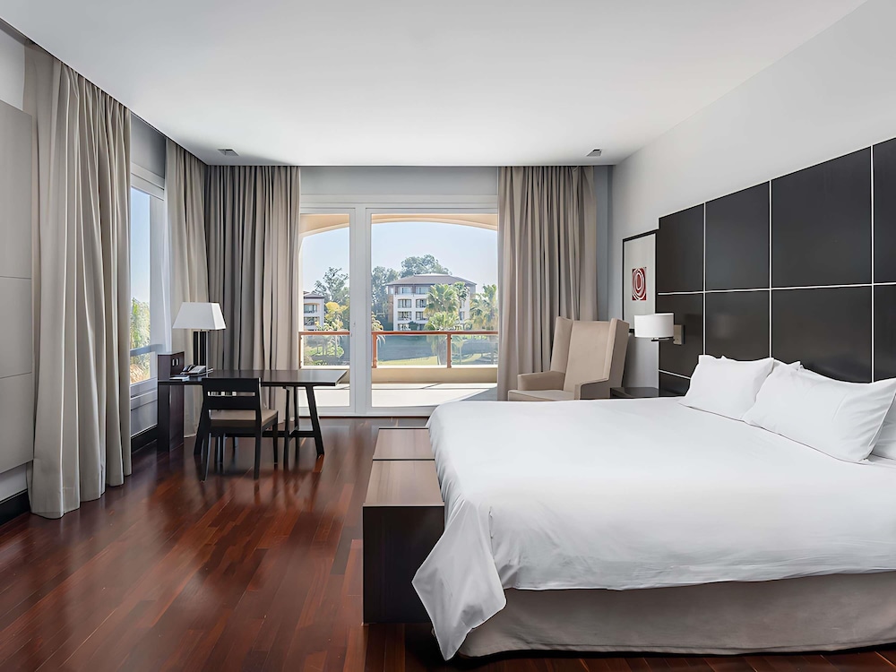 Habitación doble Lujo Vista Lago del hotel Sofitel La Reserva Cardales. Foto 9