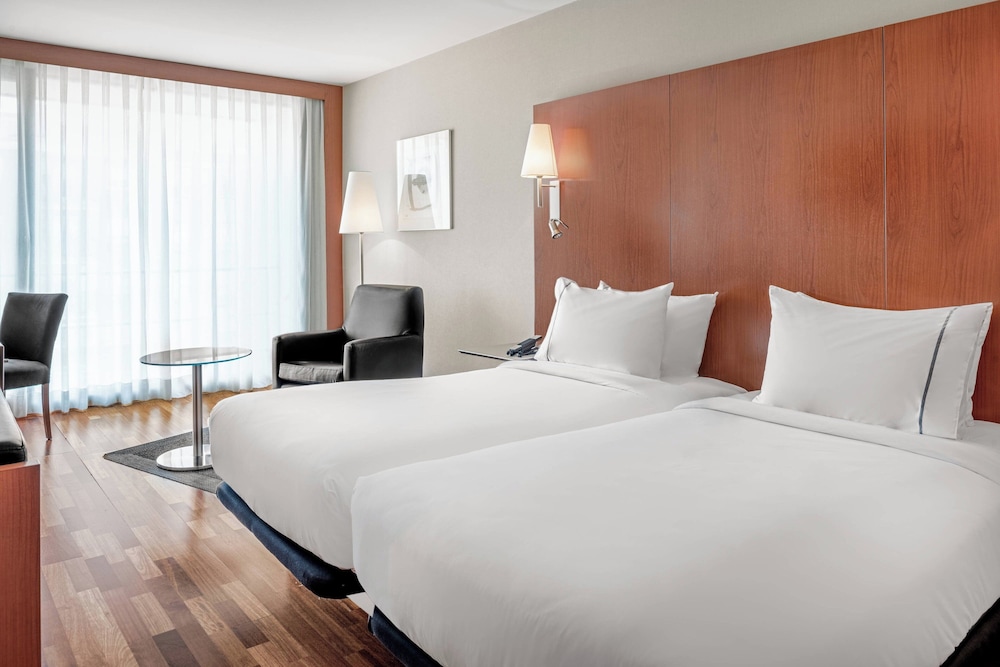 Habitación estándar, 2 camas individuales del hotel Ac La Rioja By Marriott. Foto 3